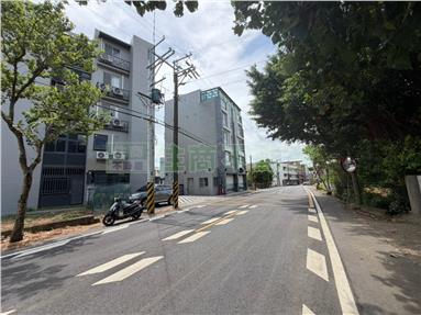 大邱-近青埔電梯別墅5房停3車房屋室內格局與周邊環境