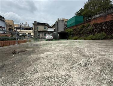 正竹東市中心稀有建地房屋室內格局與周邊環境