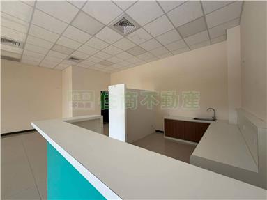 竹南勝利A+超值金店面房屋室內格局與周邊環境