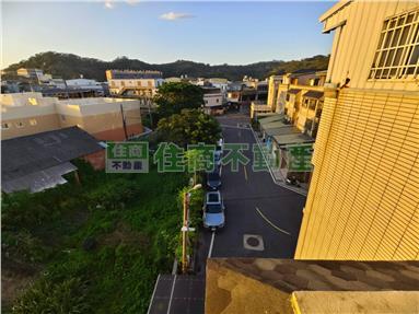 造橋邊間美透天房屋室內格局與周邊環境