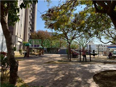 最便宜站前帝寶三房車位房屋室內格局與周邊環境