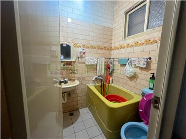 苗栗中華路住店美宅房屋室內格局與周邊環境