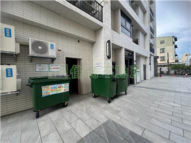 龍岡圓環旁全新未入住兩房車房屋室內格局與周邊環境