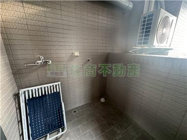 勤益科大全新2房附平車房屋室內格局與周邊環境