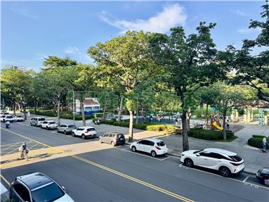 ㊣東興路8米面寬透店面豐富公園房屋室內格局與周邊環境