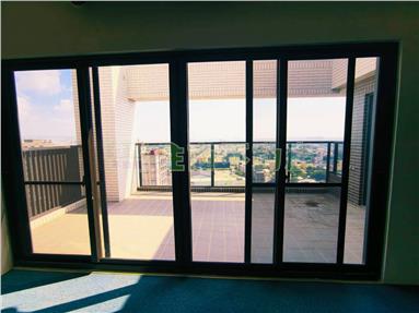 昇祐商辦｜室內43坪｜有隔間房屋室內格局與周邊環境
