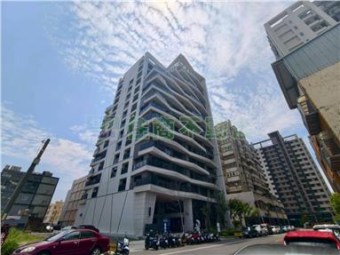 昇祐商辦｜室內43坪｜有隔間房屋室內格局與周邊環境