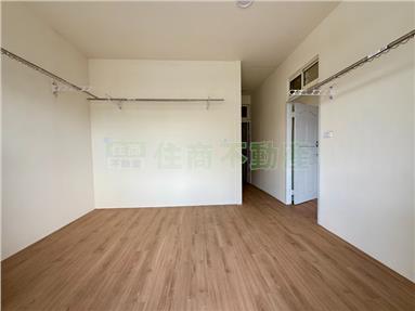 家樂福全新整理八套房收租透天房屋室內格局與周邊環境