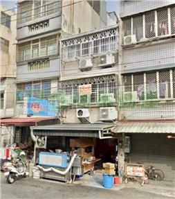 正忠勇路前後臨路透店
