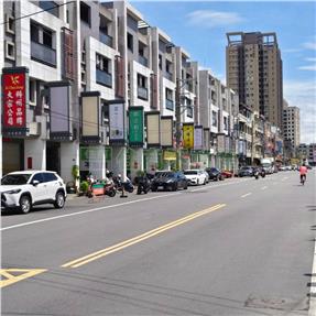員林新生路漂亮店面房屋室內格局與周邊環境