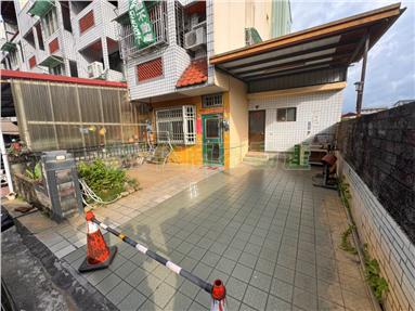 名間國小旁大面寬邊間透天房屋室內格局與周邊環境