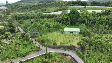 中台山景平坦地合法農舍房屋室內格局與周邊環境