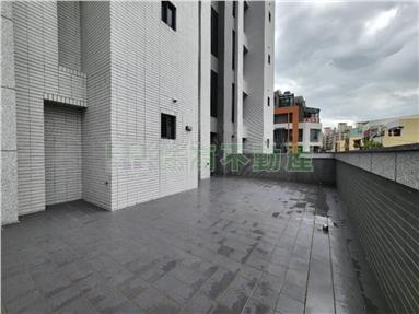 豐上四房雙車房屋室內格局與周邊環境