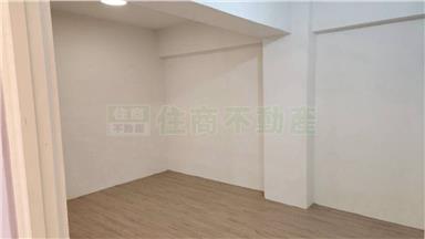 中國醫商圈零公設電梯美三房房屋室內格局與周邊環境