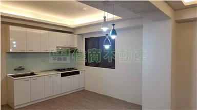 中國醫商圈零公設電梯美三房房屋室內格局與周邊環境
