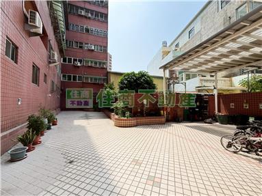 音樂廳三房平車房屋室內格局與周邊環境