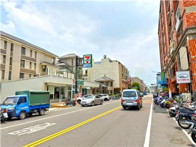 宏府一期樓店房屋室內格局與周邊環境