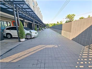 田尾花園旁全新大器車庫別墅1房屋室內格局與周邊環境