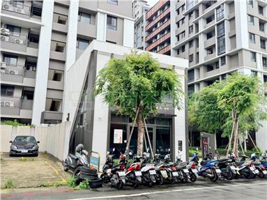 大里軟園1號獨棟店面房屋室內格局與周邊環境