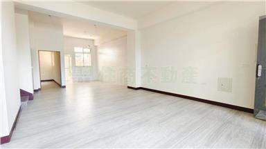 市中心全新豪墅房屋室內格局與周邊環境