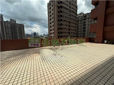 五權西路旁統健大樓辦公室附車位房屋室內格局與周邊環境