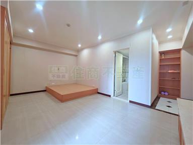 七期核心★多寶高樓雙主臥雙車位房屋室內格局與周邊環境