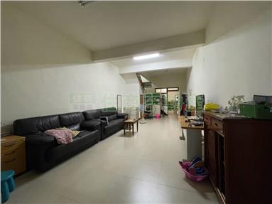 斗南近市區優質透天房屋室內格局與周邊環境