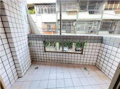 塗城國小善化4樓大透天房屋室內格局與周邊環境