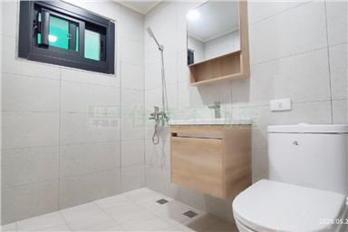 員林國小旁精品透天房屋室內格局與周邊環境