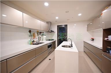 專任七期四季天韻 大器精裝豪宅房屋室內格局與周邊環境