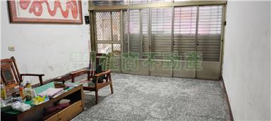 鎌村路便宜老透天買到賺到房屋室內格局與周邊環境