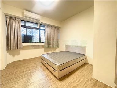 文心崇德站三房房屋室內格局與周邊環境