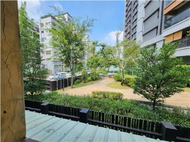 松竹國小臨路車庫別墅房屋室內格局與周邊環境