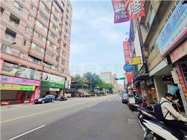 中醫商圈正學士路金透店房屋室內格局與周邊環境