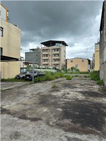 彰師大正20米路建地房屋室內格局與周邊環境