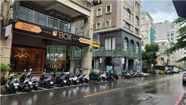 一中街商圈邊間收租店面房屋室內格局與周邊環境