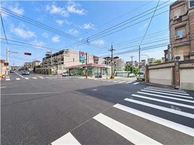 沙鹿新光田邊間傳統美透天房屋室內格局與周邊環境