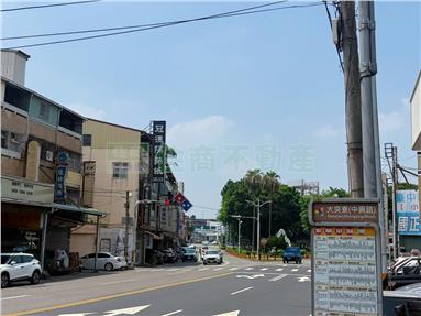 中興路角間收租店套房屋室內格局與周邊環境