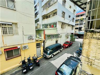 太原路二樓裝潢美寓非投客房屋室內格局與周邊環境