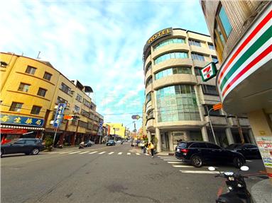 豐原整棟商辦現營知名飯店房屋室內格局與周邊環境