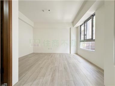 葳格學區全新雙車透天房屋室內格局與周邊環境