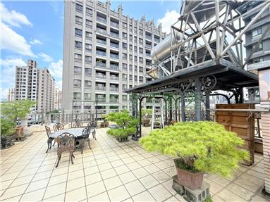 11期洲際大面寬大角地透天房屋室內格局與周邊環境