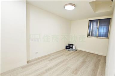 中國醫全新整理2F美寓房屋室內格局與周邊環境