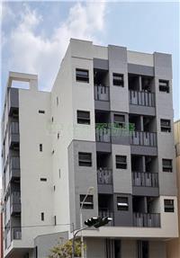 東區電梯店面套房房屋室內格局與周邊環境