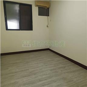 斗南田徑場低總價屋況好華廈一樓房屋室內格局與周邊環境