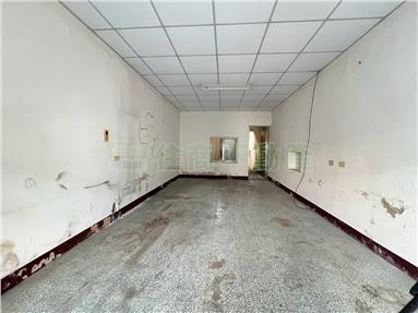 員林中正路旁朝南透天房屋室內格局與周邊環境