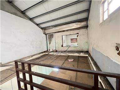 員林中正路旁朝南透天房屋室內格局與周邊環境