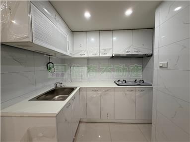 居仁國中電梯全新整理三房房屋室內格局與周邊環境