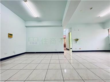 黎明大墩大三房車位房屋室內格局與周邊環境