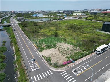 近麻豆交流道黃金三角窗乙工地房屋室內格局與周邊環境